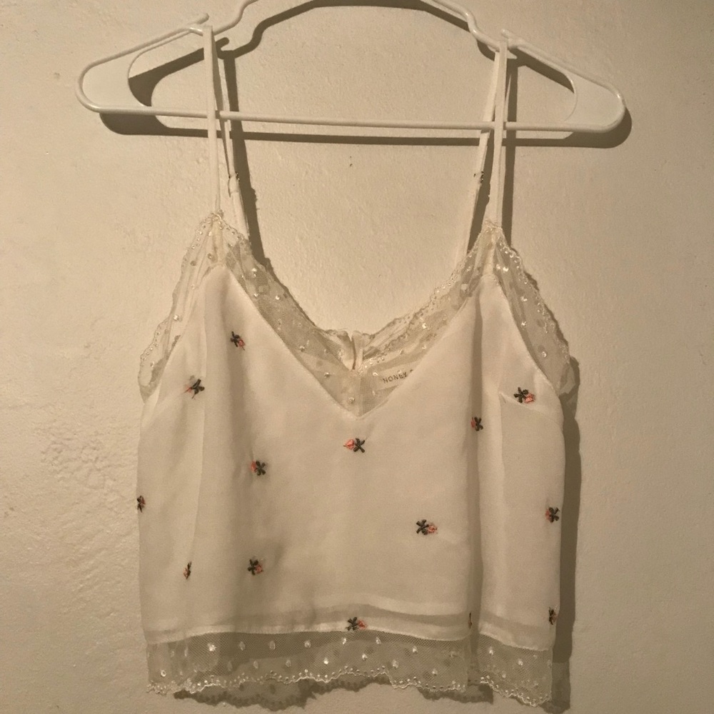White lace with flower crop top